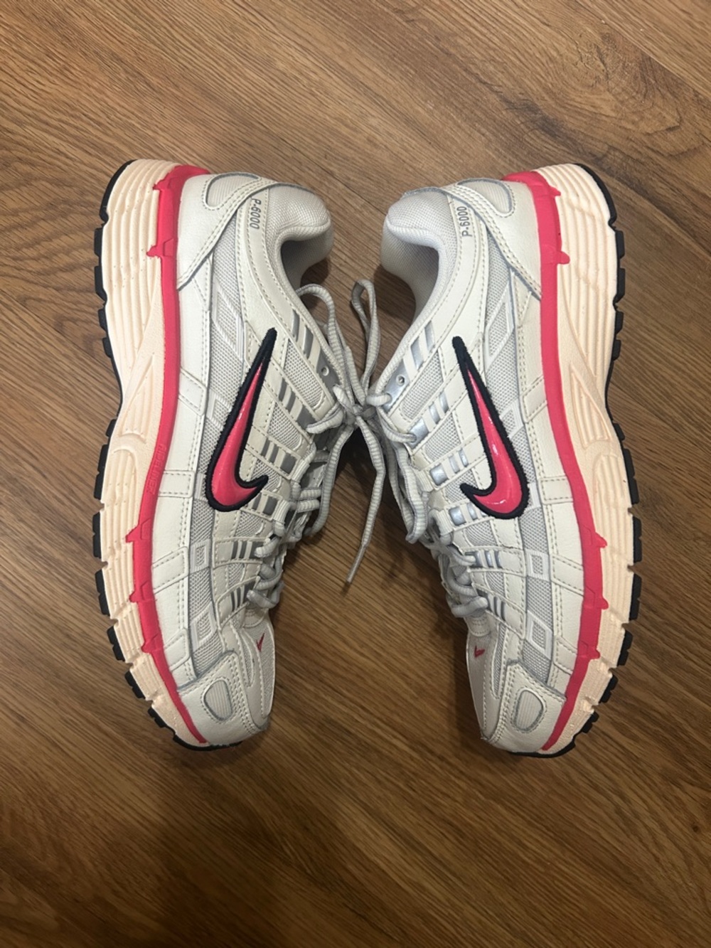 Women’s Nike White & Pink P-6000 - Picture 5 of 7